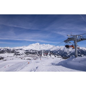 Sortie de ski en bus aux Saisies. ©Savoie Mont Blanc/Bijasson